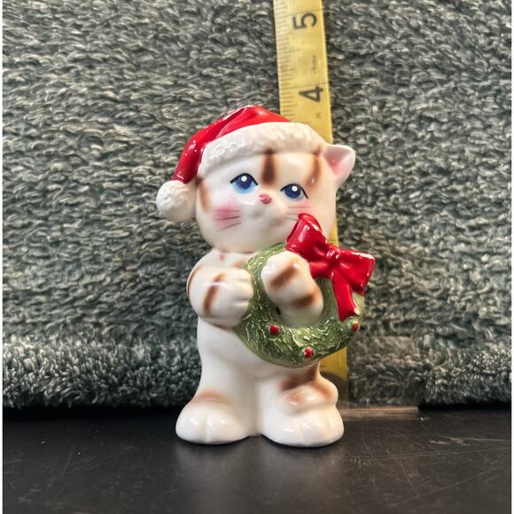 Puurrfect Stocking Stuffer Christmas Kitten by Homeco - Picture 2 of 8